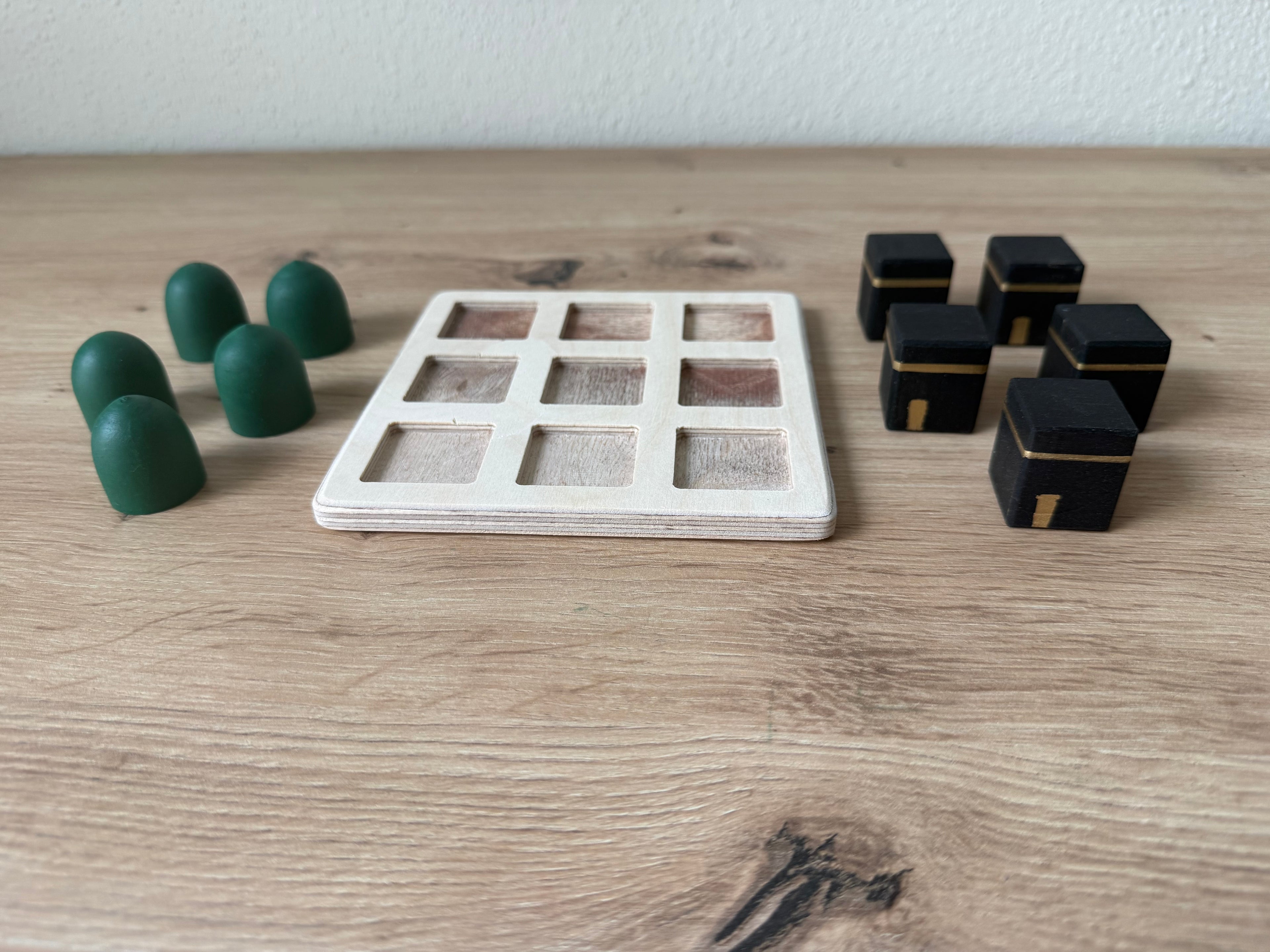 Tic Tac Toe - Die heiligen Stätten